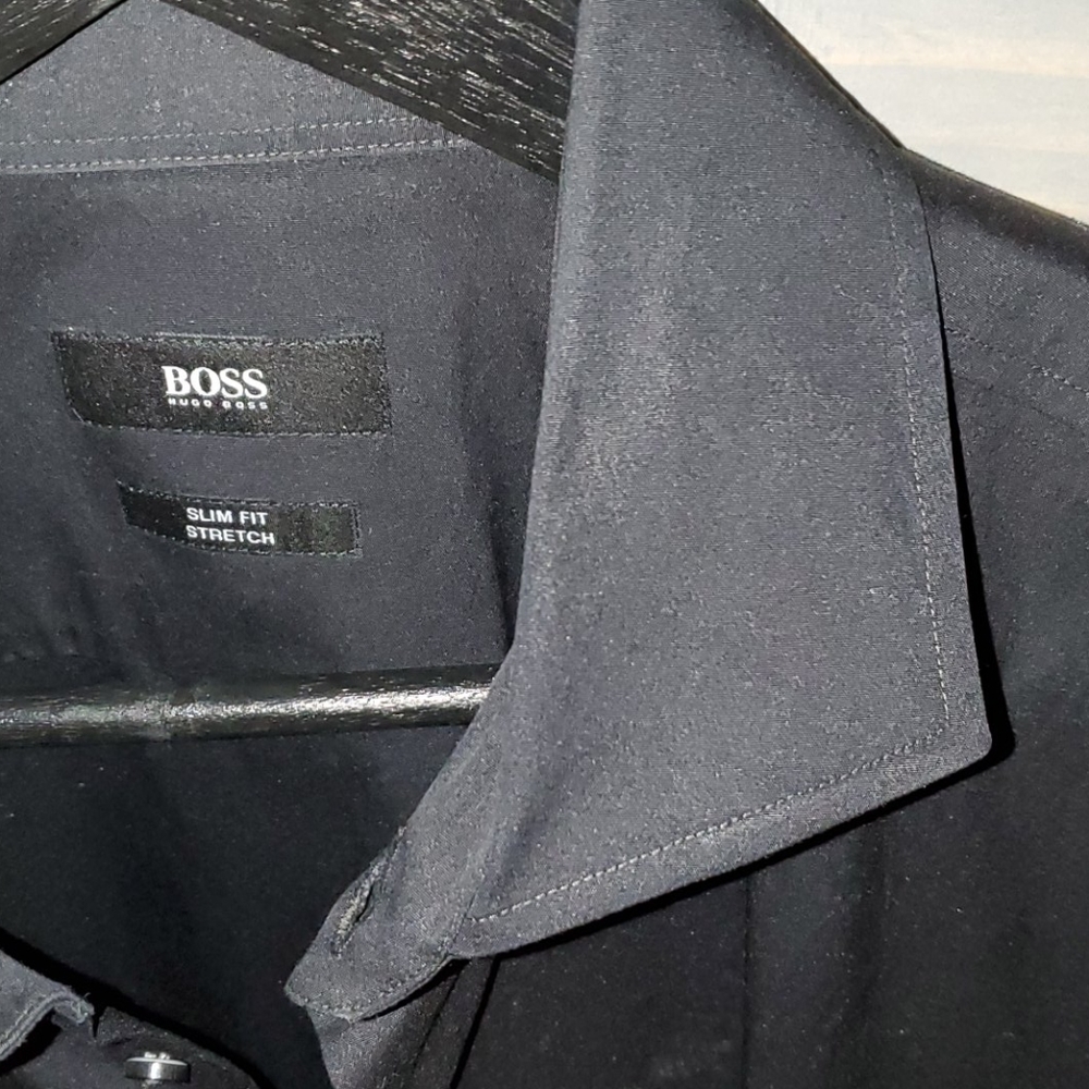 Hugo Boss - Picture 2 of 3